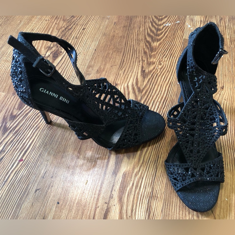 Gianni Bini black heels with rhinestones